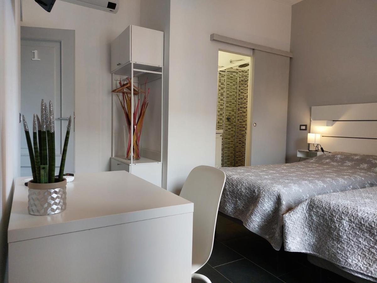 San Lorenzo Accomodation Rzym Zewnętrze zdjęcie